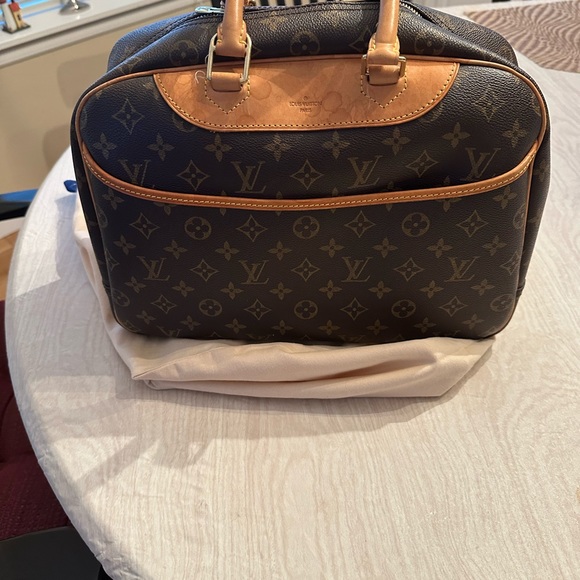 Louis Vuitton handbag - Picture 3 of 8